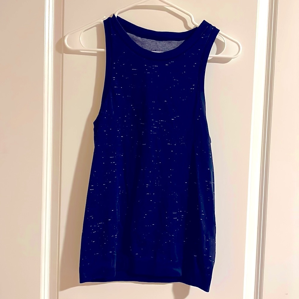 Lululemon Swiftly Relaxed Tank - only worn once - sz 6